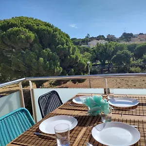 https://encantdor-apt-familiar-4-px-con-terraza-y-parking-en-llanca.topcostabravahotels.com