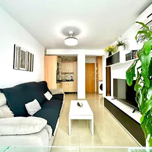 https://apartamento-en-el-centro-de-nerja.1costadelsol.com