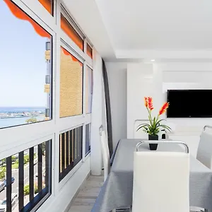https://los-cristianos-first-sea-line.in-canary-islands.com